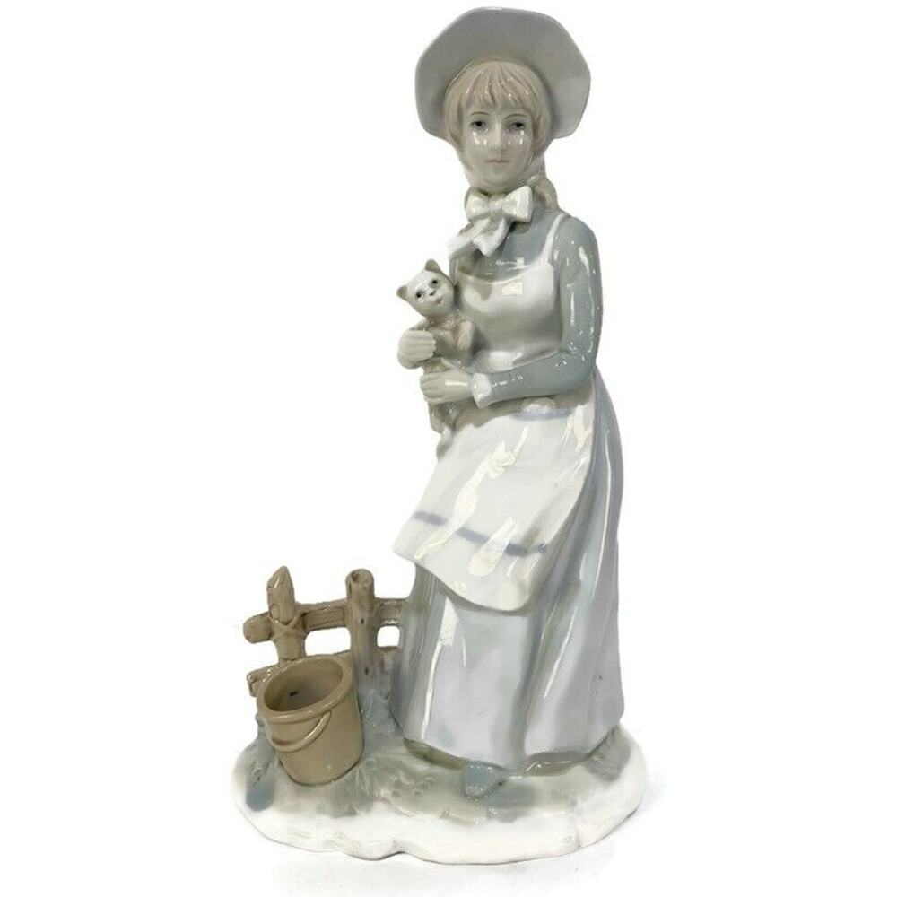 Norleans Porcelain Figurine Woman With Cat In The Style of Lladro 8.5" Japan